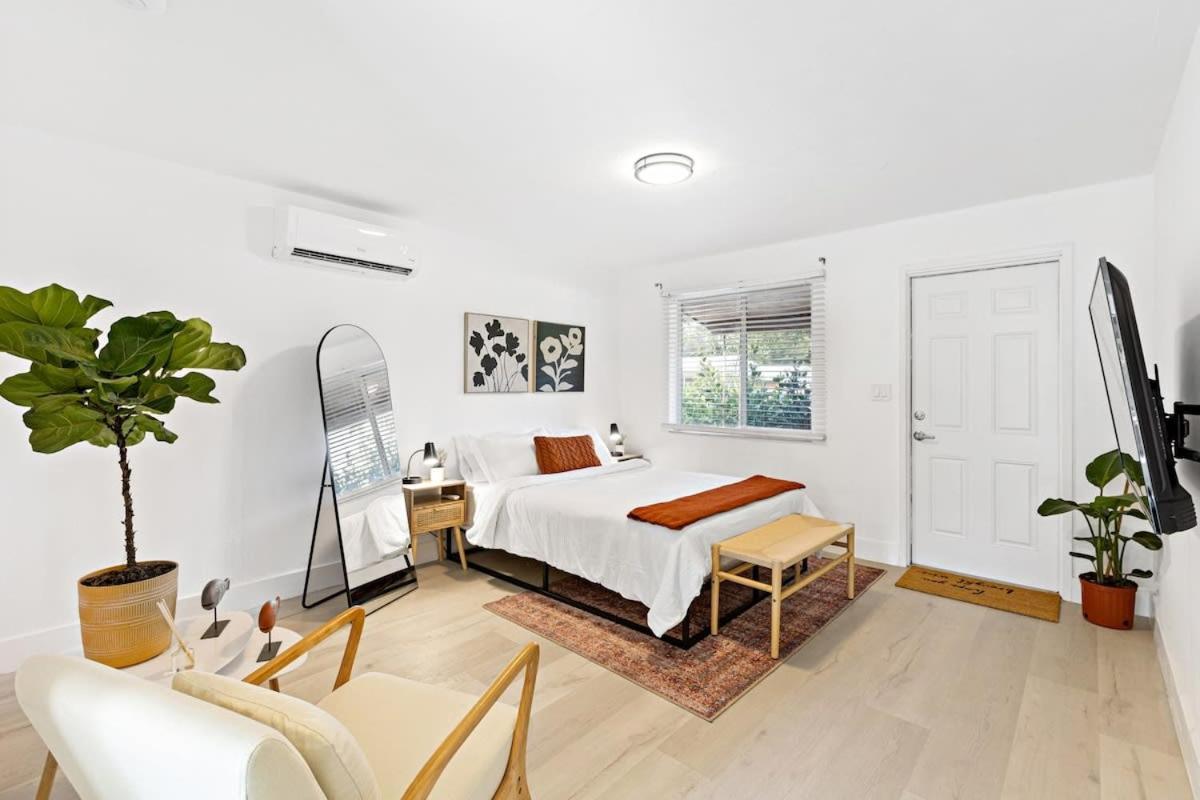 Lovely Rental Unit With Free Parking On Premises 포트 로더데일 외부 사진